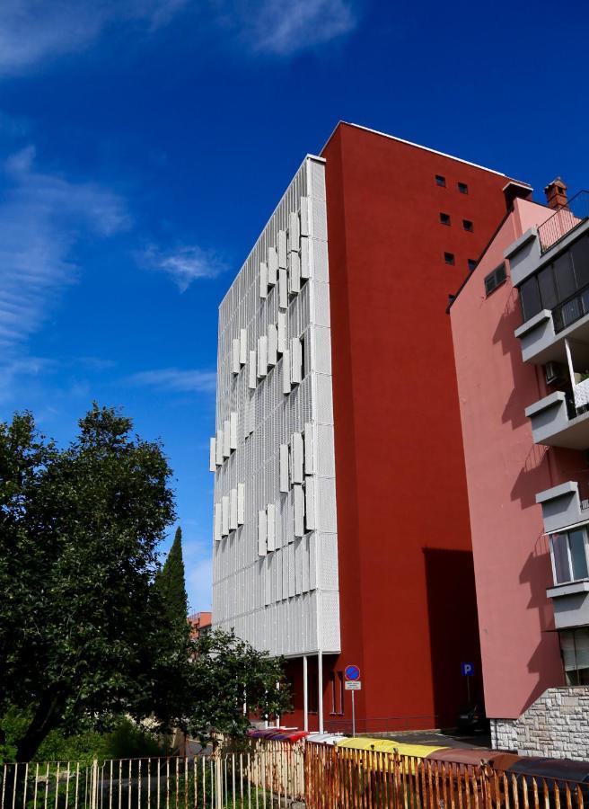Apartament Histrias